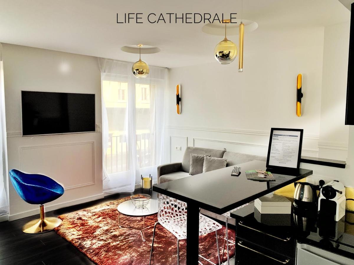 Life Cathedrale City-Center Place Gutenberg Strasbourg Bagian luar foto